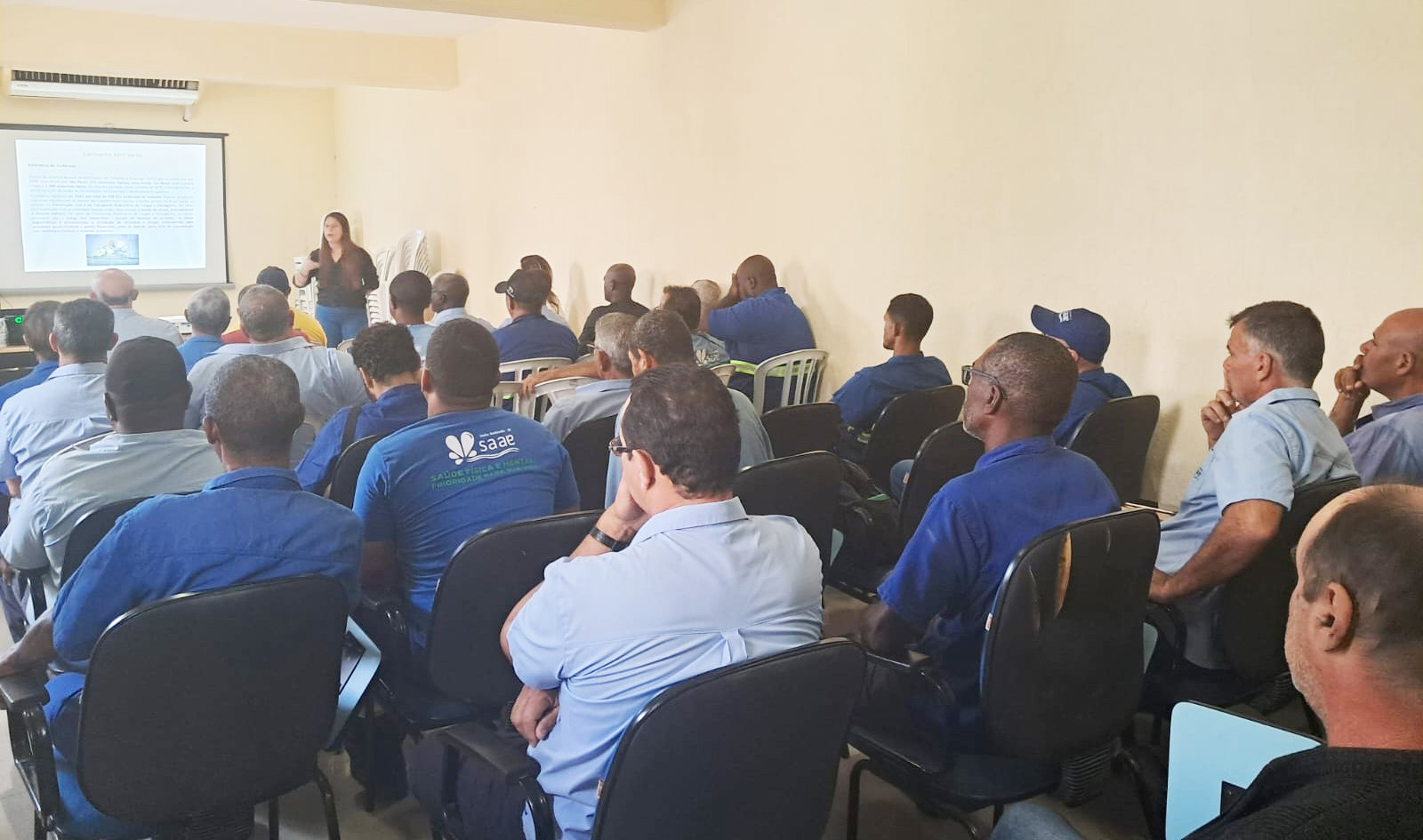 Saae-VR realiza palestra sobre o 'Abril Verde' - Ms dedicado  preveno de acidentes de trabalho