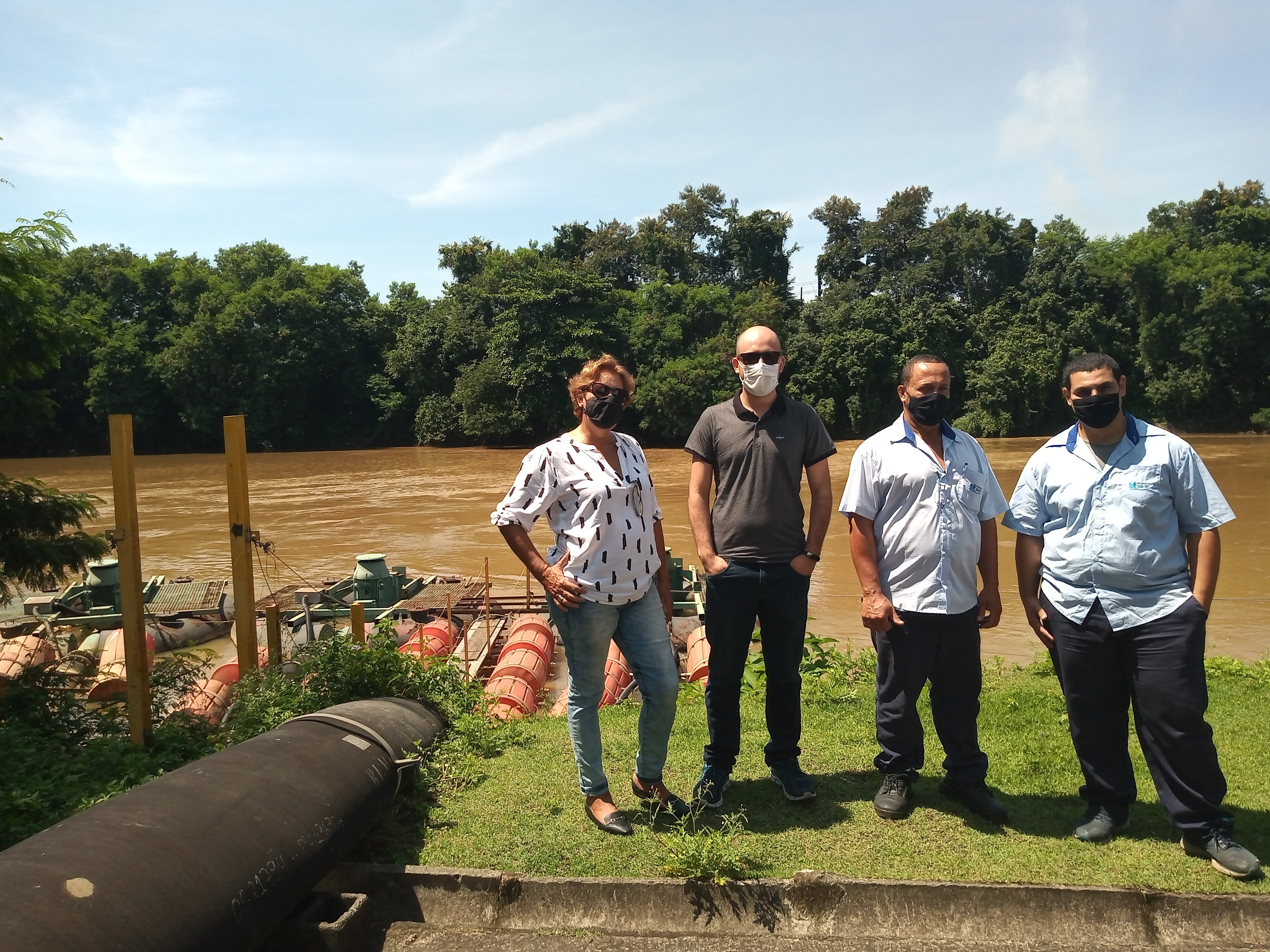AGEVAP VISITA O SISTEMA DE CAPTAO FLUTUANTE DA ETA BELMONTE
